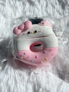 Sanrio Hello Kitty Sprinkle Donut Apple Airpod 4 Case